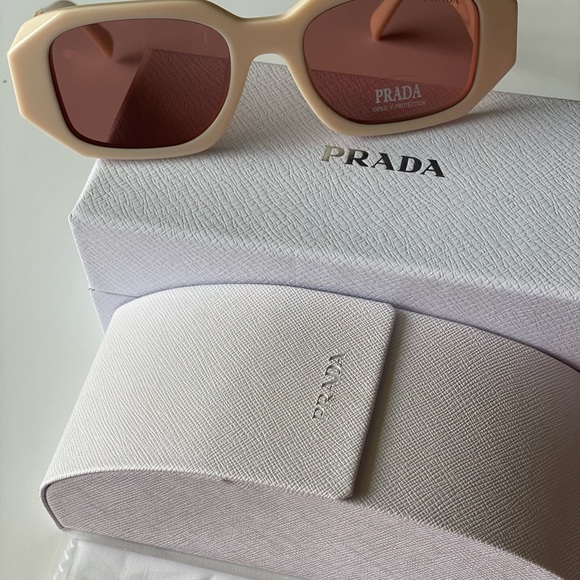 NEW Prada PR17WS VYJ6X1 Powder Beige Brown Rectangle Unisex Sunglasses - Picture 10 of 10